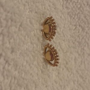 cute eye earrings! gold